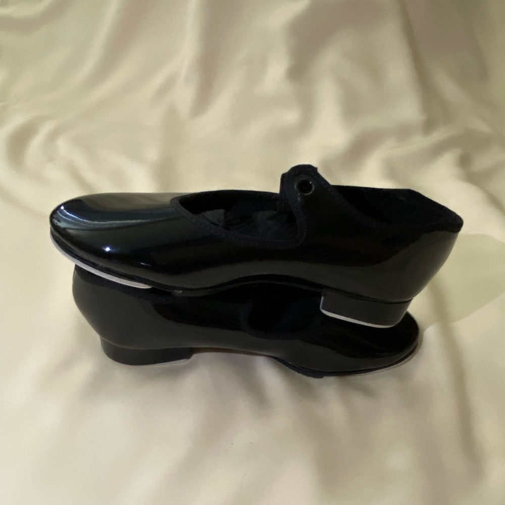 Capezio black tap shoes